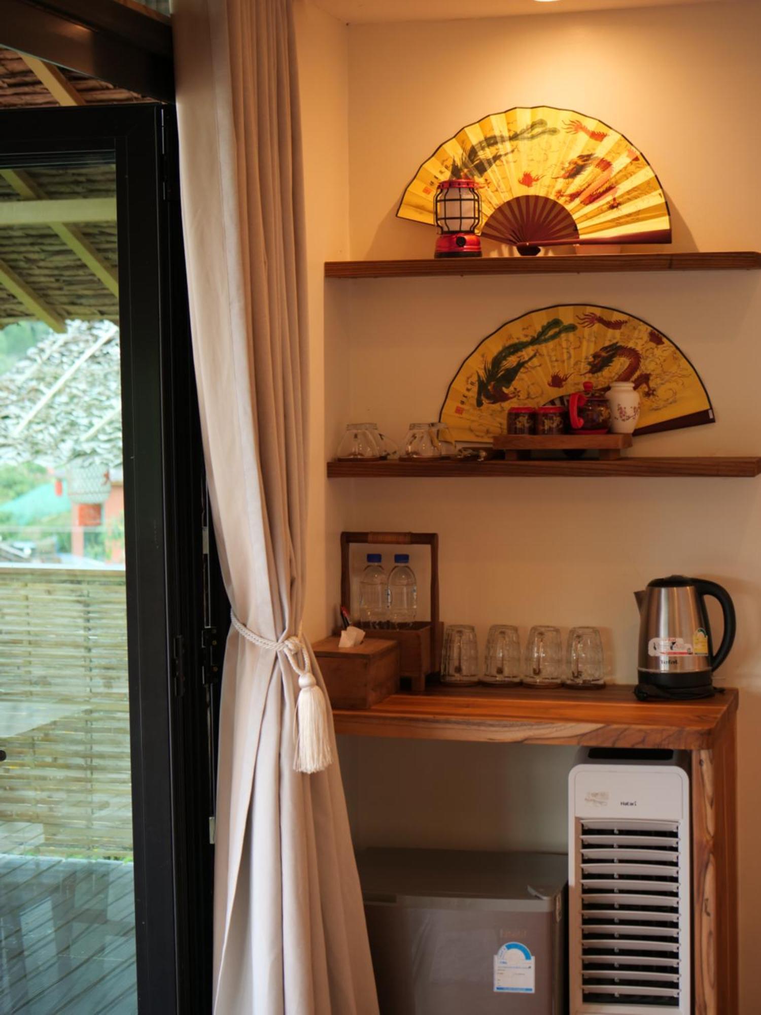 Hedreung Banrakthai Homestay And Camping Ban Rak Thai Exteriör bild