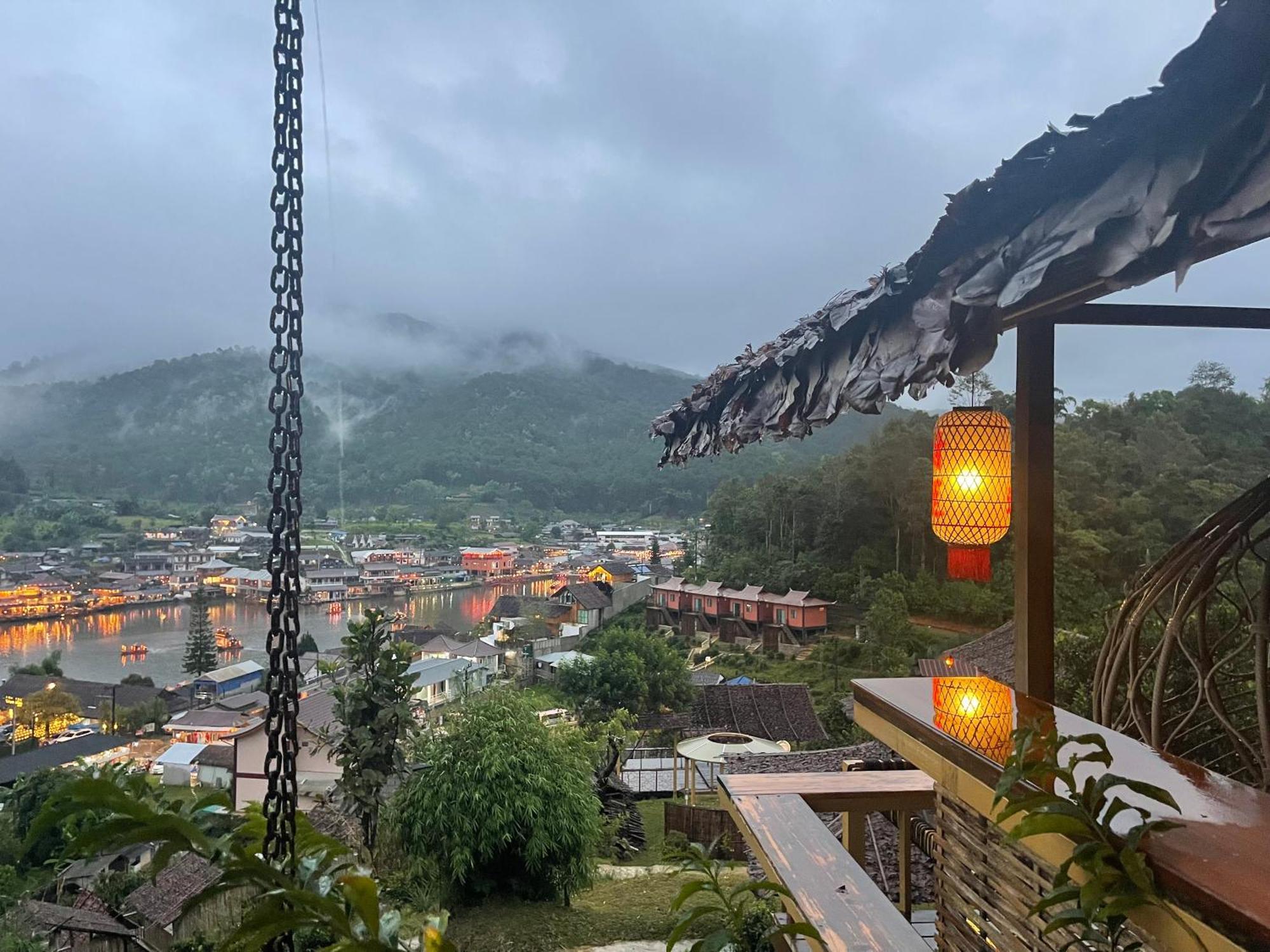 Hedreung Banrakthai Homestay And Camping Ban Rak Thai Exteriör bild